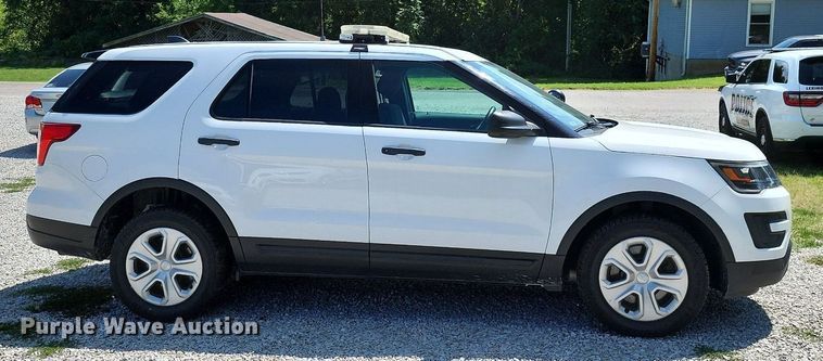 image for item MG9670 2019 Ford Explorer Police Interceptor  SUV