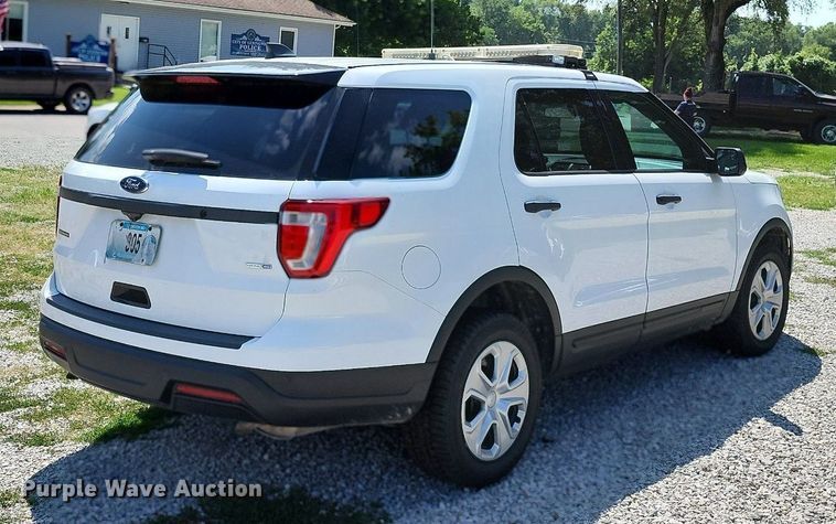 image for item MG9670 2019 Ford Explorer Police Interceptor  SUV