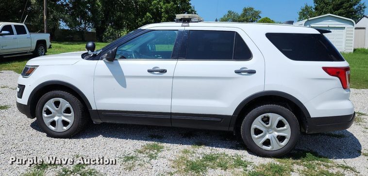 image for item MG9670 2019 Ford Explorer Police Interceptor  SUV