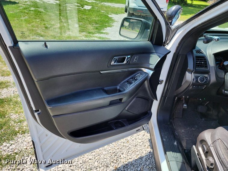 image for item MG9670 2019 Ford Explorer Police Interceptor  SUV