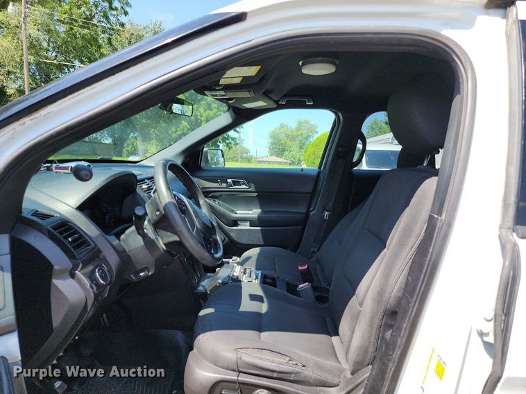 image for item MG9670 2019 Ford Explorer Police Interceptor  SUV