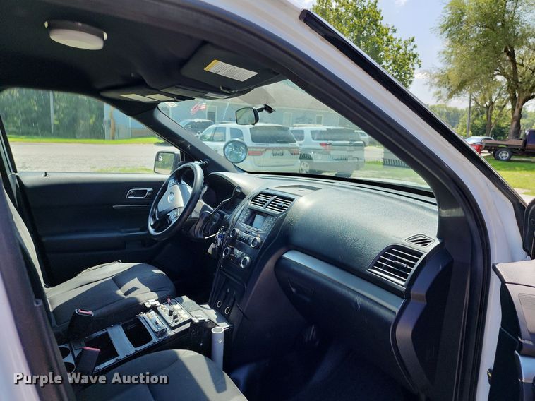 image for item MG9670 2019 Ford Explorer Police Interceptor  SUV