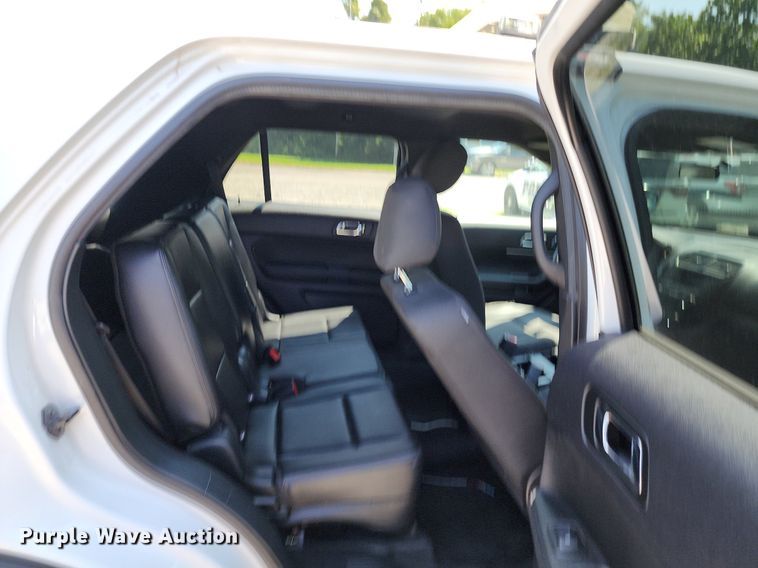 image for item MG9670 2019 Ford Explorer Police Interceptor  SUV