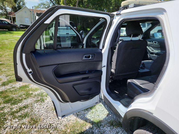 image for item MG9670 2019 Ford Explorer Police Interceptor  SUV