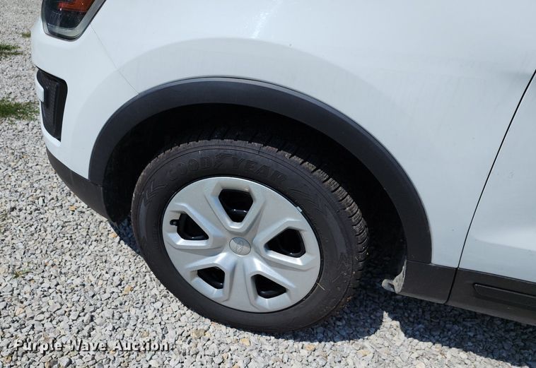 image for item MG9670 2019 Ford Explorer Police Interceptor  SUV