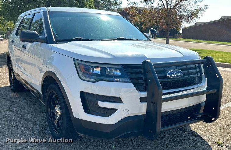 image for item MG9979 2017 Ford Explorer Police Interceptor  SUV