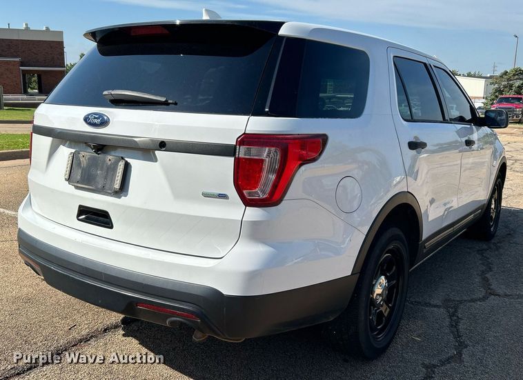 image for item MG9979 2017 Ford Explorer Police Interceptor  SUV