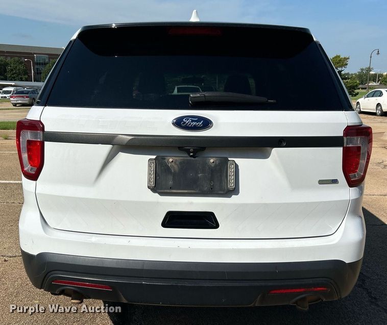 image for item MG9979 2017 Ford Explorer Police Interceptor  SUV