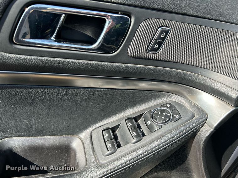 image for item MG9979 2017 Ford Explorer Police Interceptor  SUV