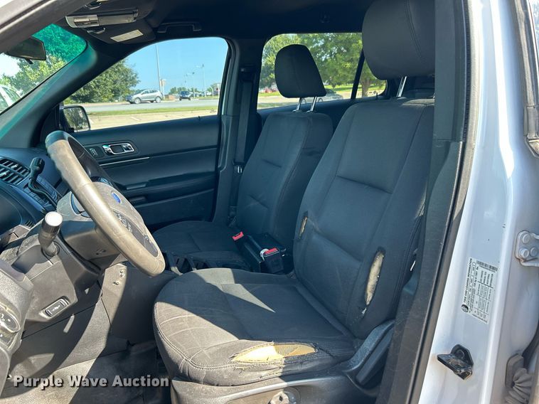 image for item MG9979 2017 Ford Explorer Police Interceptor  SUV