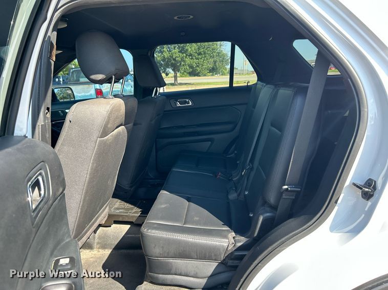 image for item MG9979 2017 Ford Explorer Police Interceptor  SUV