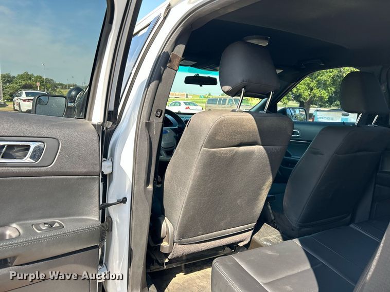 image for item MG9979 2017 Ford Explorer Police Interceptor  SUV