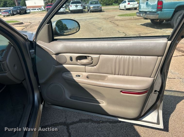 image for item MG9980 2002 Buick Century Custom