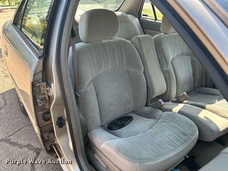 image for item MG9980 2002 Buick Century Custom