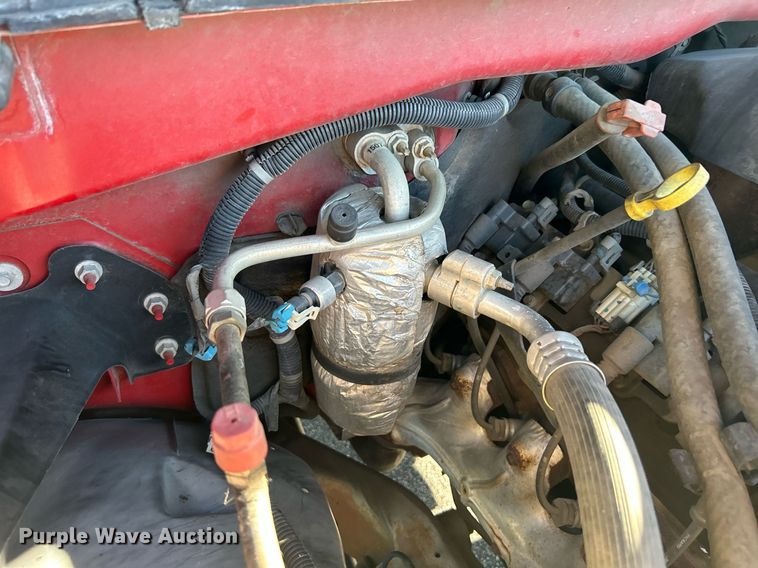 image for item MG9984 2002 Chevrolet Silverado 1500  pickup truck