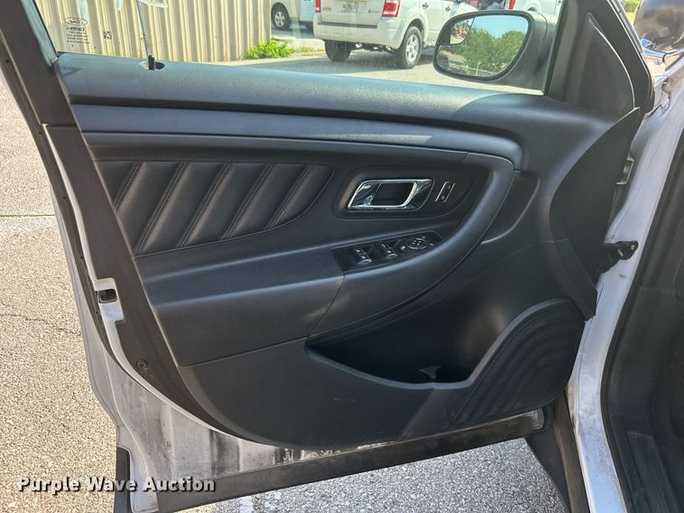 image for item MG9988 2014 Ford Taurus Police Interceptor