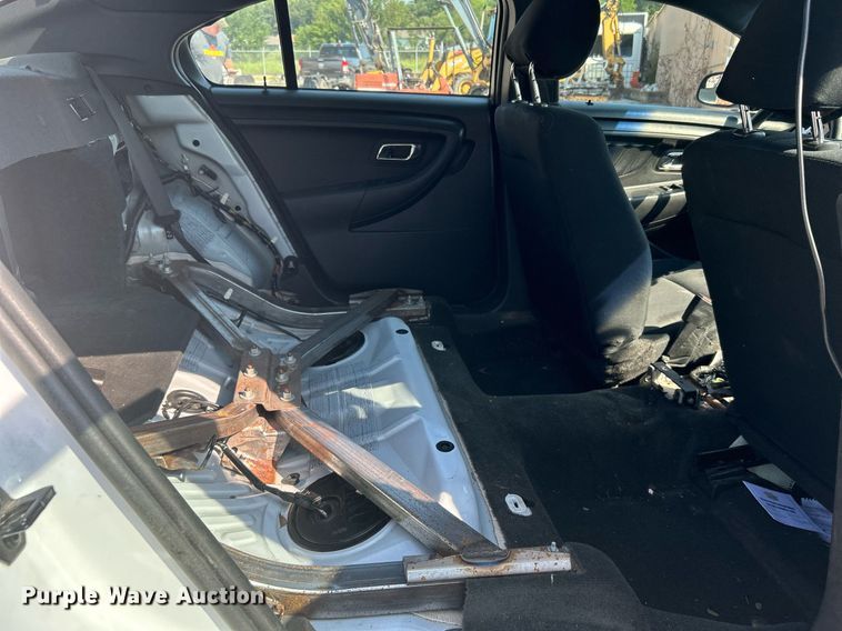 image for item MG9988 2014 Ford Taurus Police Interceptor