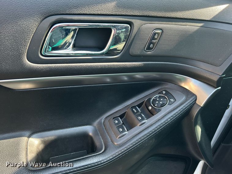 image for item MG9989 2013 Ford Explorer Police Interceptor  SUV