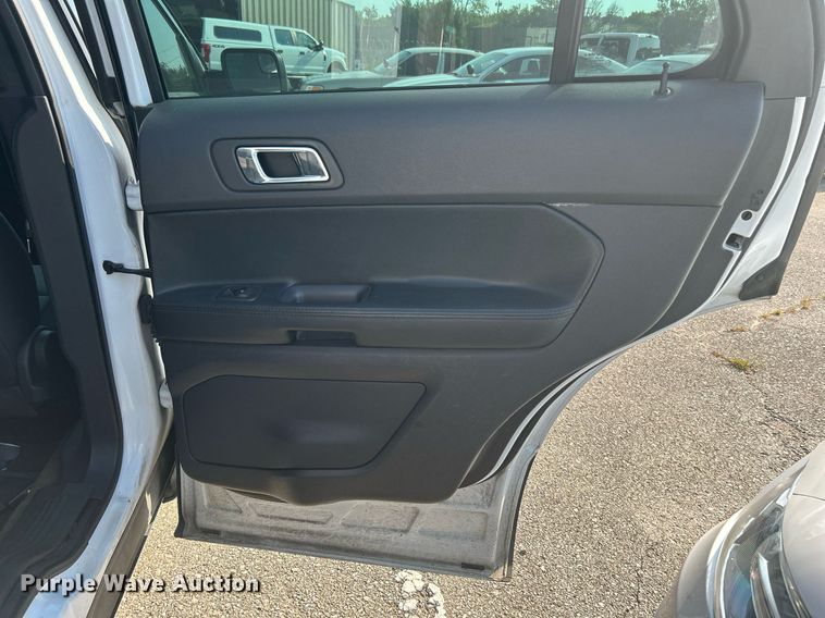 image for item MG9989 2013 Ford Explorer Police Interceptor  SUV