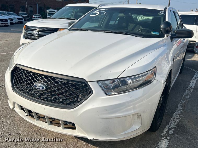 image for item MG9990 2013 Ford Taurus Police Interceptor