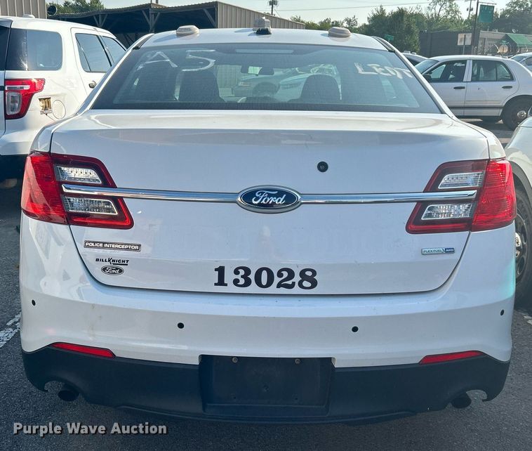 image for item MG9990 2013 Ford Taurus Police Interceptor