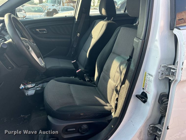 image for item MG9990 2013 Ford Taurus Police Interceptor