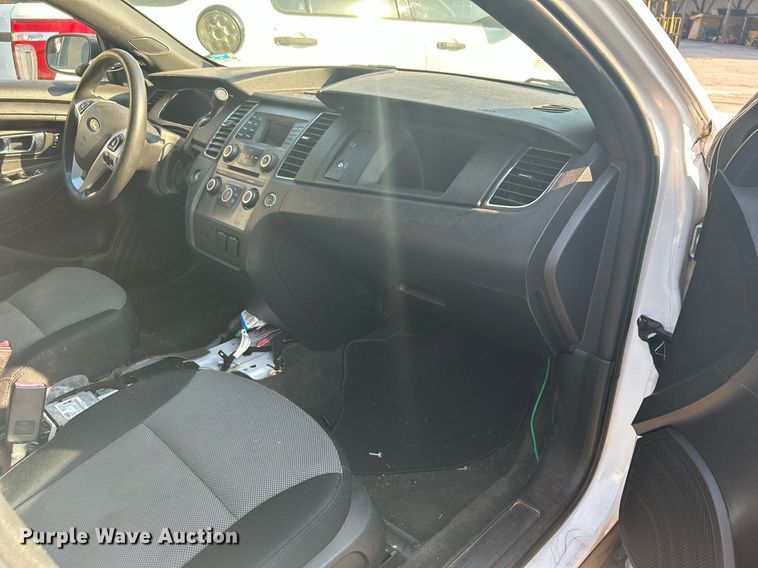 image for item MG9990 2013 Ford Taurus Police Interceptor