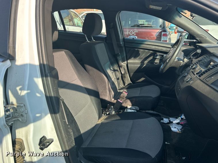 image for item MG9990 2013 Ford Taurus Police Interceptor