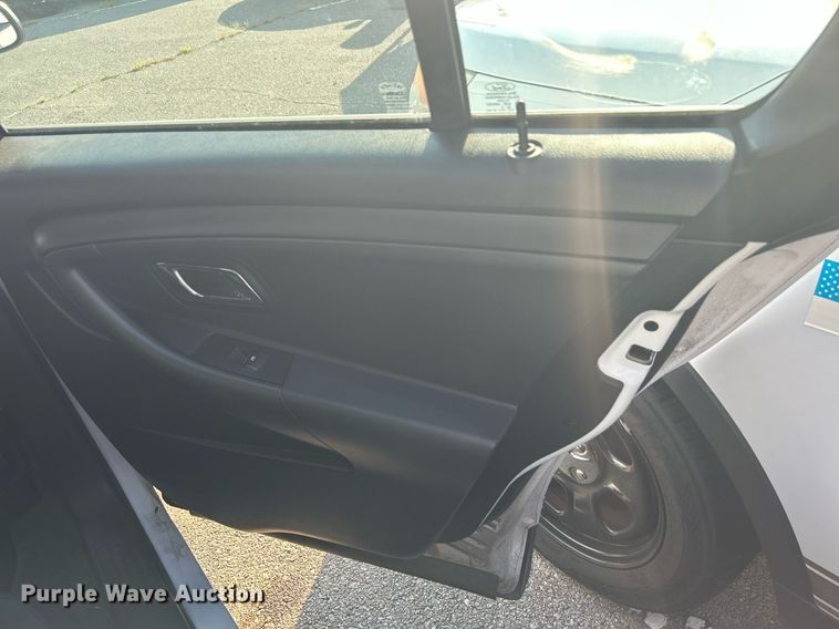 image for item MG9990 2013 Ford Taurus Police Interceptor