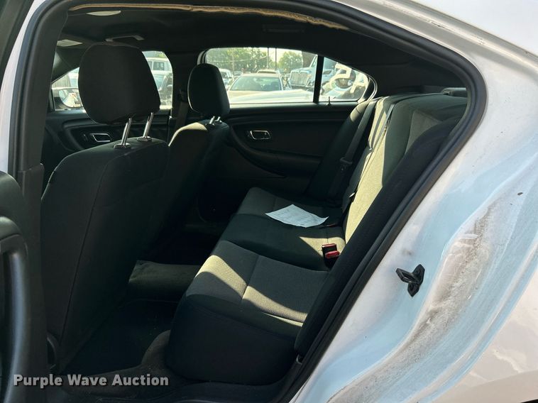 image for item MG9990 2013 Ford Taurus Police Interceptor