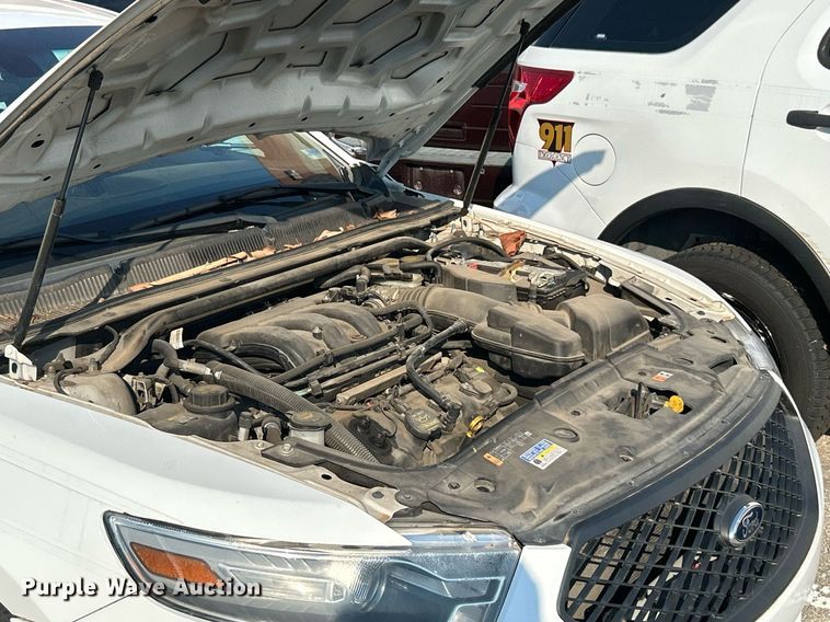 image for item MG9990 2013 Ford Taurus Police Interceptor