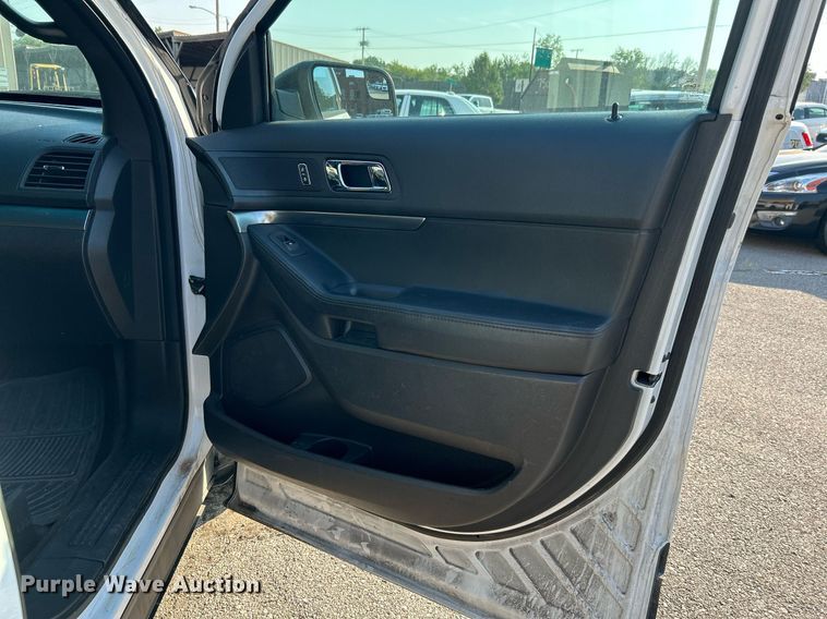 image for item MG9991 2013 Ford Explorer Police Interceptor  SUV