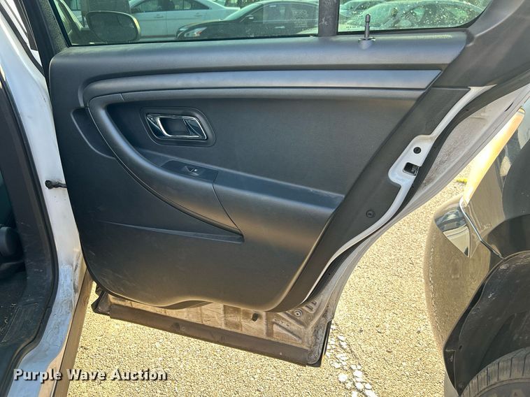 image for item MG9992 2014 Ford Taurus Police Interceptor