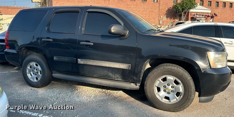 image for item MG9993 2011 Chevrolet Tahoe Police  SUV