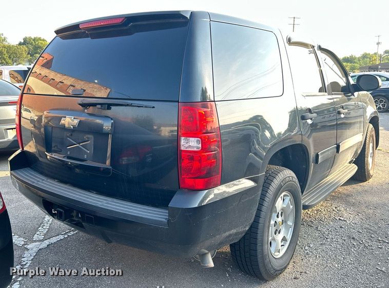 image for item MG9993 2011 Chevrolet Tahoe Police  SUV