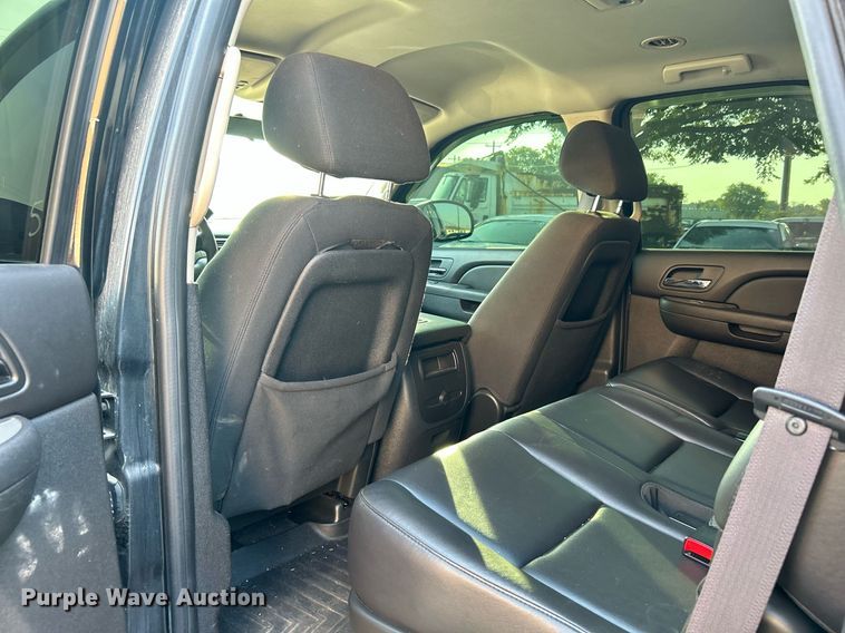 image for item MG9993 2011 Chevrolet Tahoe Police  SUV