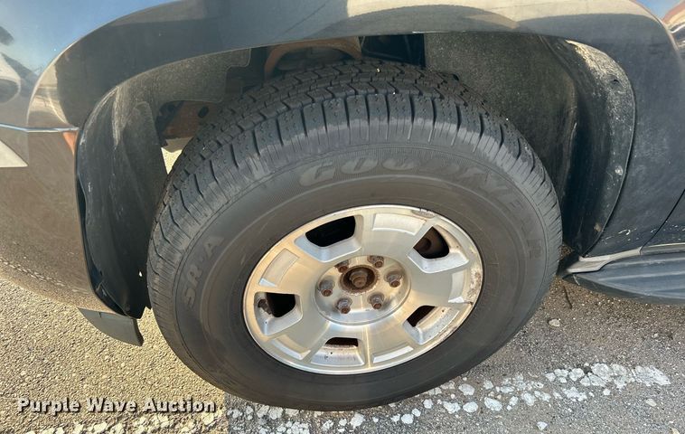 image for item MG9993 2011 Chevrolet Tahoe Police  SUV