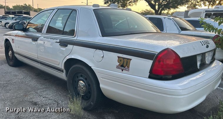image for item MG9994 2011 Ford Crown Victoria Police Interceptor