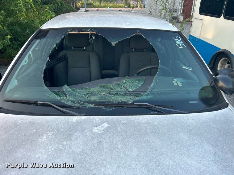 image for item MG9994 2011 Ford Crown Victoria Police Interceptor