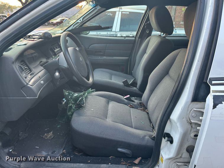 image for item MG9994 2011 Ford Crown Victoria Police Interceptor