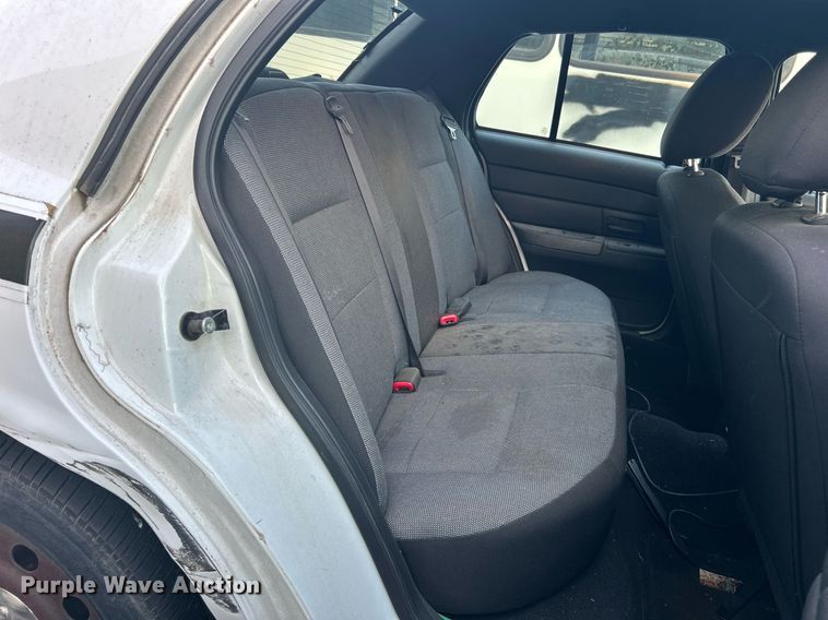 image for item MG9994 2011 Ford Crown Victoria Police Interceptor