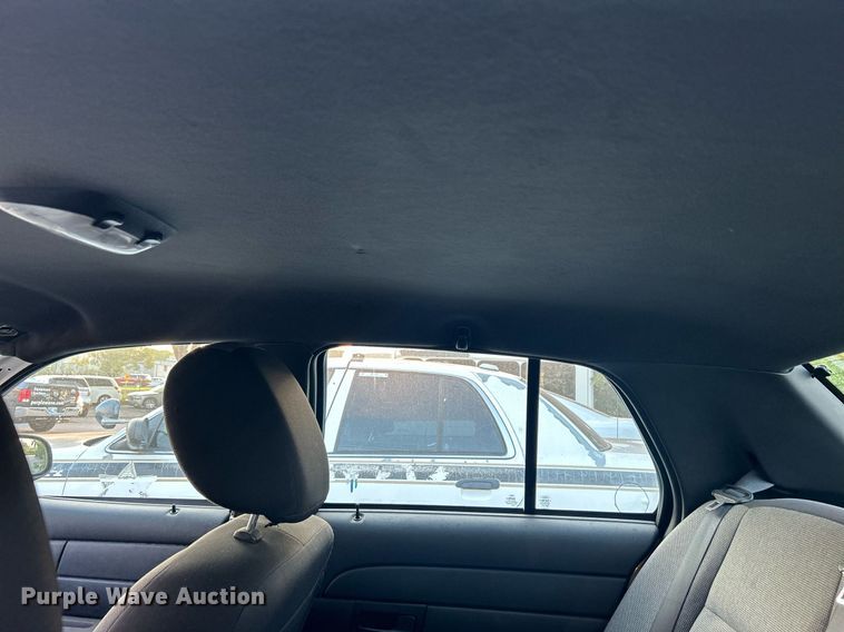 image for item MG9994 2011 Ford Crown Victoria Police Interceptor