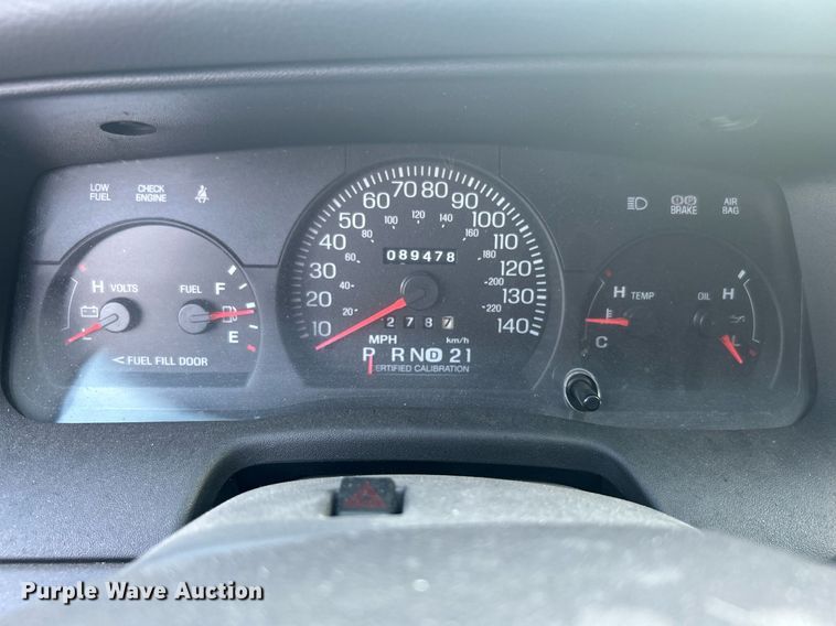 image for item MG9995 2005 Ford Crown Victoria Police Interceptor