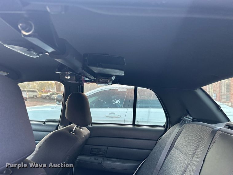 image for item MG9995 2005 Ford Crown Victoria Police Interceptor