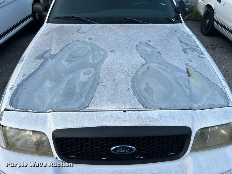 image for item MG9995 2005 Ford Crown Victoria Police Interceptor