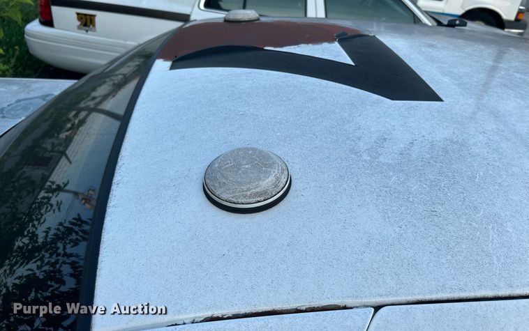 image for item MG9995 2005 Ford Crown Victoria Police Interceptor