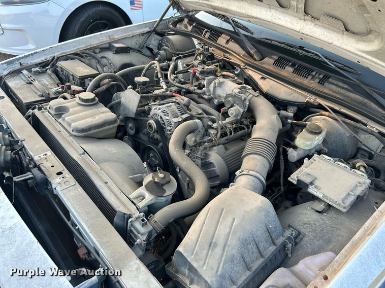 image for item MG9995 2005 Ford Crown Victoria Police Interceptor