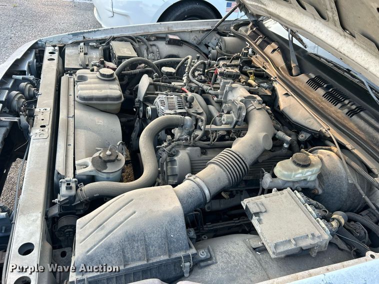 image for item MG9995 2005 Ford Crown Victoria Police Interceptor