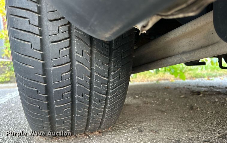 image for item MG9995 2005 Ford Crown Victoria Police Interceptor