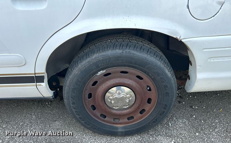 image for item MG9995 2005 Ford Crown Victoria Police Interceptor